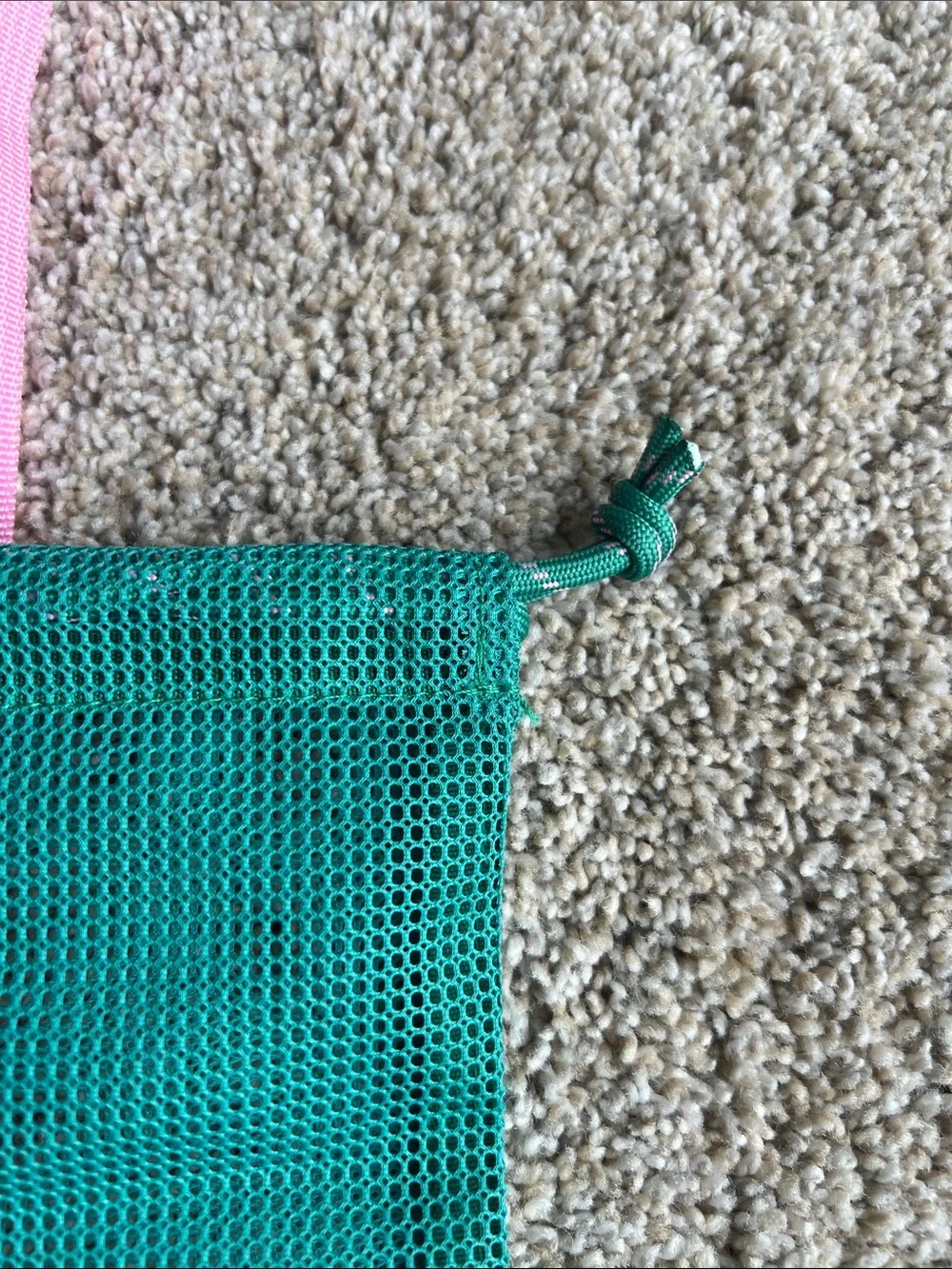 Uniqlo Pink & Teal Mesh Tote Bag - NWOT - Picture 5 of 10
